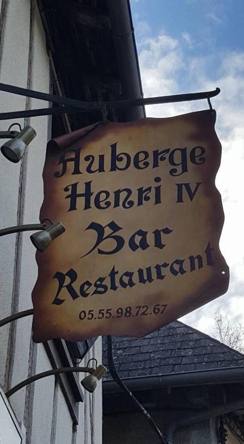 Auberge Henri IV Segur-le-Chateau Exterior photo